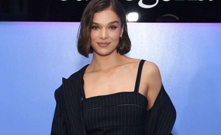 Hollywood’s Vintage Siren: Hailee Steinfeld’s Dramatic ’30s Bob Steals the Spotlight