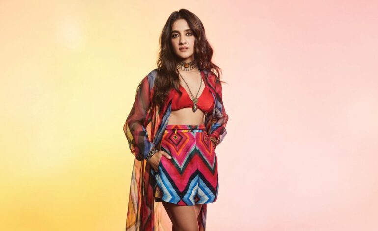 Jasleen Royal Reflects on the Unforgettable Night of Booing at Coldplay Concert