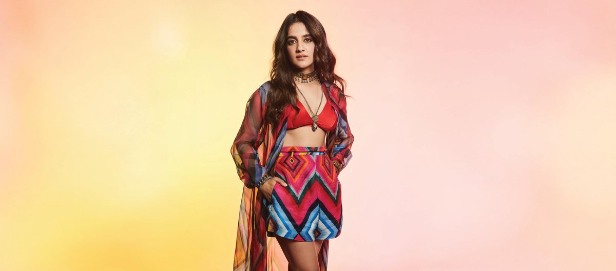 Jasleen Royal Reflects on the Unforgettable Night of Booing at Coldplay Concert