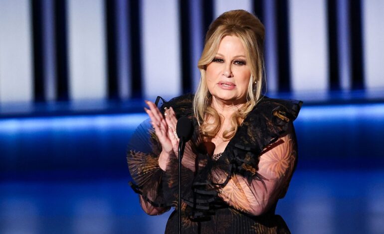 Jennifer Coolidge’s Powerful Embrace: How the Actress Became an Unexpected LGBTQ+ Icon