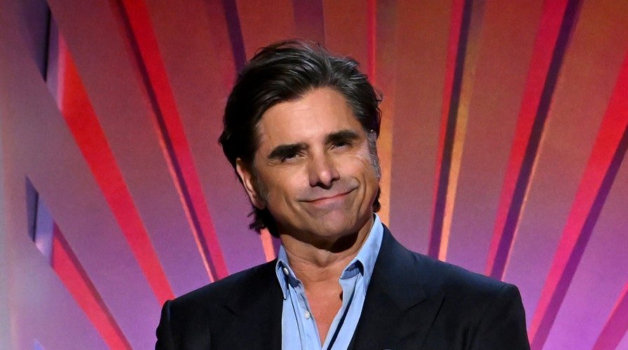 John Stamos Shakes Off Backlash Over Mar-a-Lago Appearance: Supporting Heroes Isn’t Political