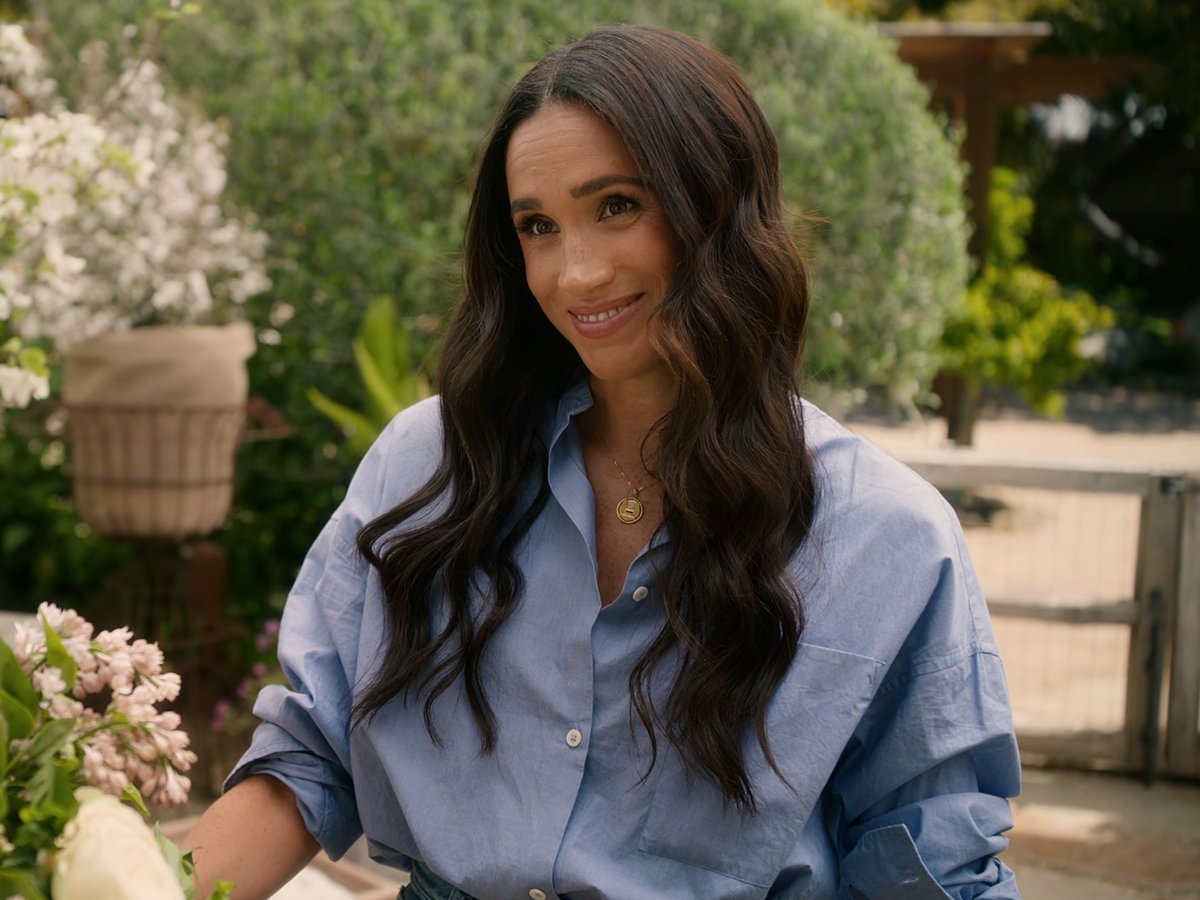 Meghan Markle’s Pandemic Box-Dye Disaster: The Elvira-Black Fiasco