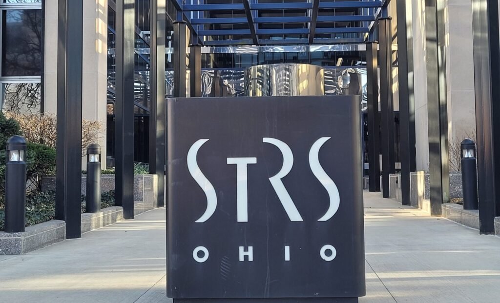 Ohio Teacher’s Shocking Admission: Blaming Neglect for Illicit Affair