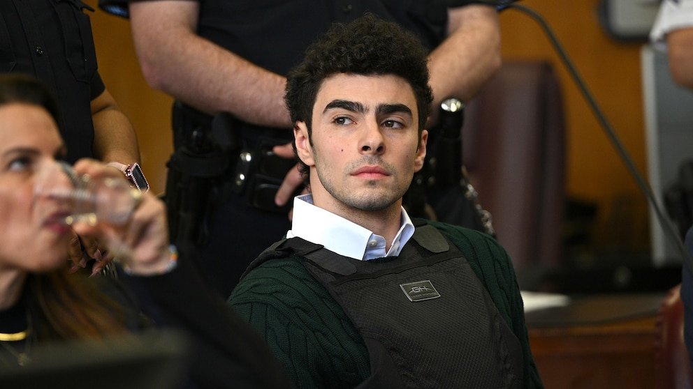 Pam Bondi’s Call for Death Penalty: A Deep Dive into Luigi Mangione’s Potential Fate