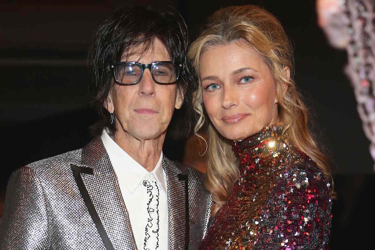 Paulina Porizkova Finds New Love for Her Aging Body—What’s Next?

3.