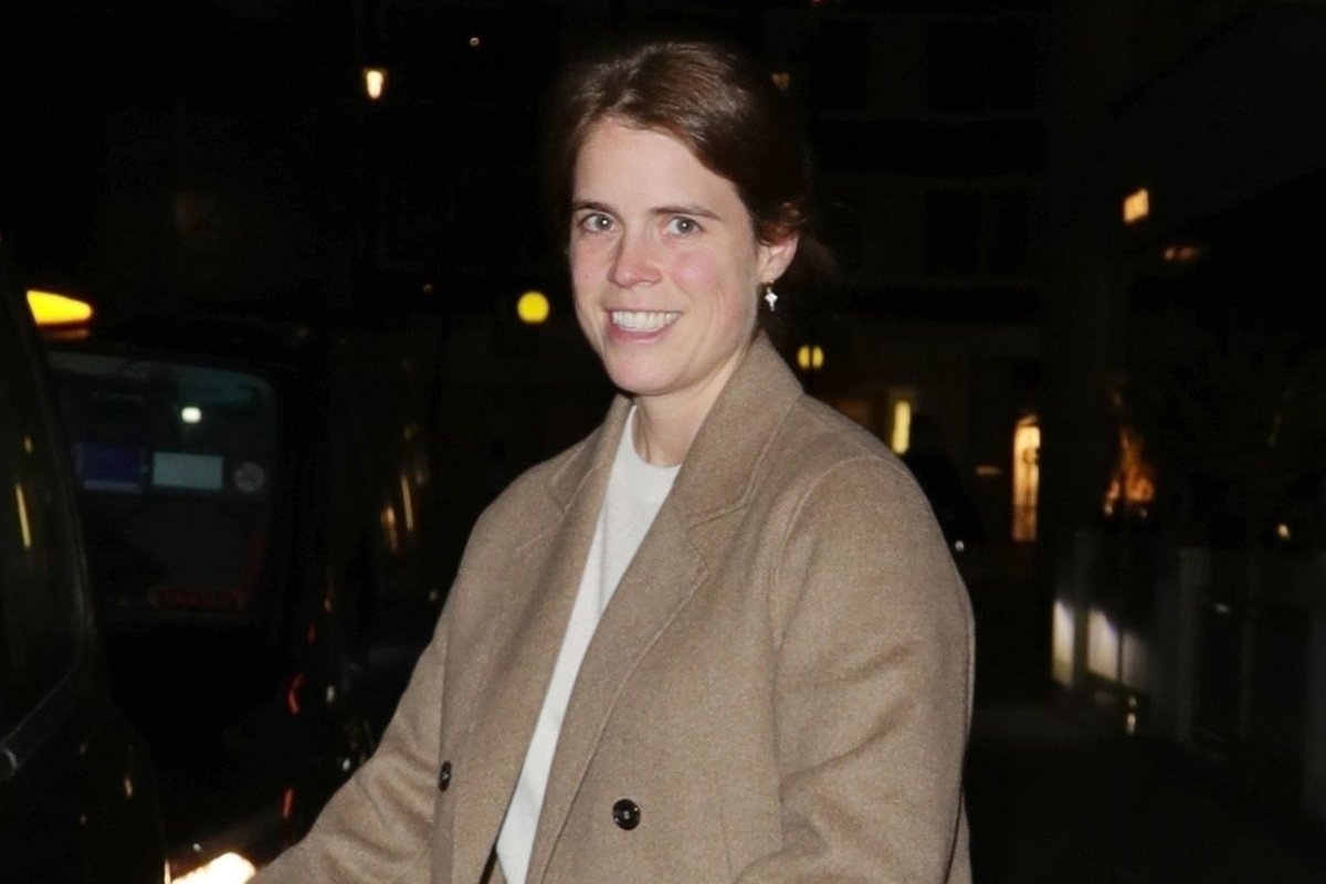 Princess Eugenie’s Adorable Phone Lock Screen Steals the Show at Bahrain Grand Prix