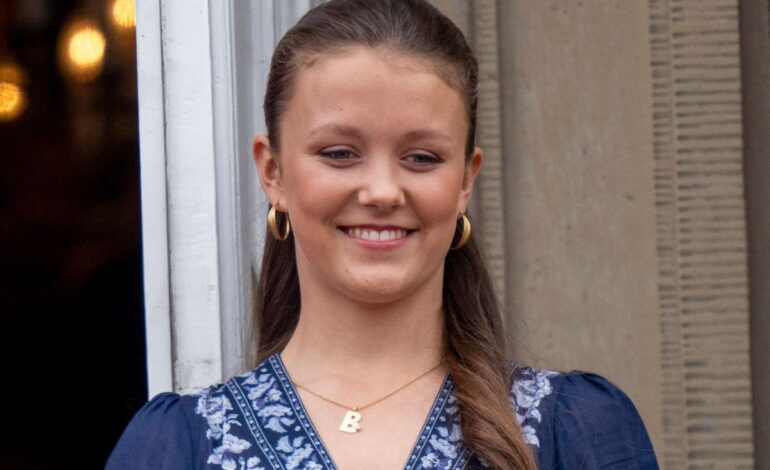 Royal Rebellion: Princess Isabella’s iPhone Sparks Unexpected Royal Drama