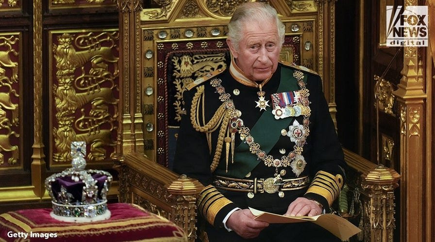 Royal Rebellion: Queen Camilla’s Sister’s Shocking Curtsy Snub Revealed