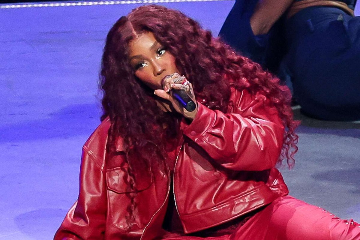 SZA Dodges Stage Slip at Kendrick Lamar Tour Opener