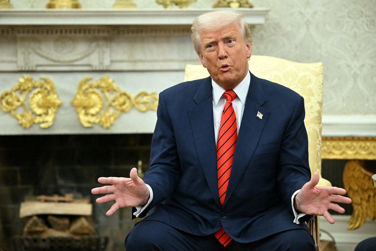 The Dow’s Roller Coaster Ride: Desi Lydic Roasts Trump’s Economic Folly