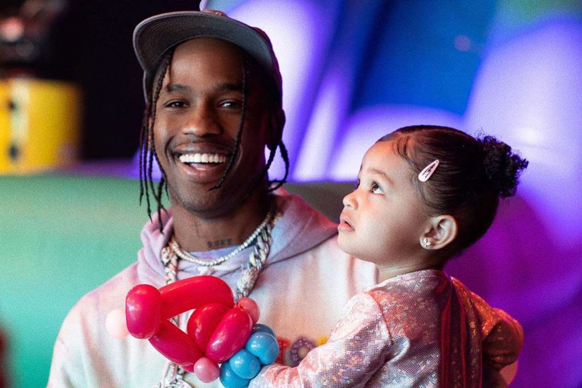 Travis Scott’s Coachella Moment: A Heartfelt Tribute to Daughter Stormi Sparks Creativity and Inspiration