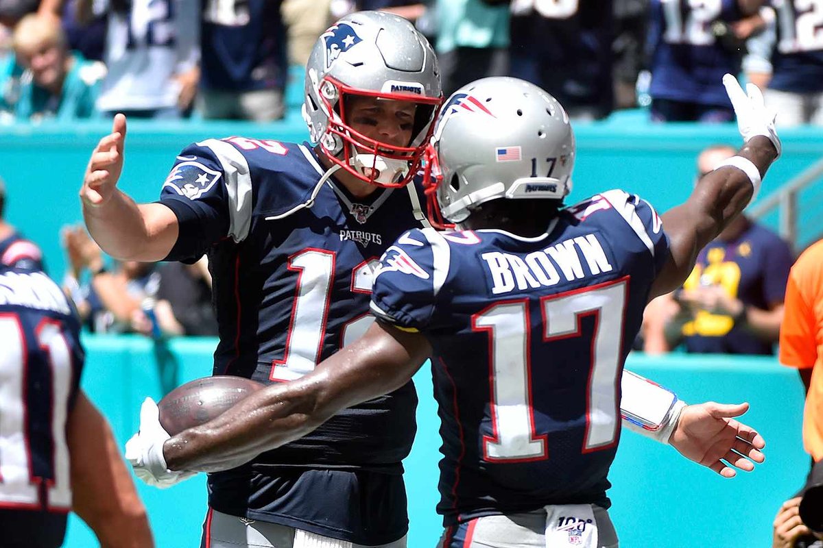 Antonio Brown’s Unexpected Ode to Tom Brady Sparks NFL Buzz