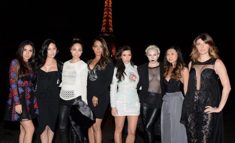 Behind Lauren Sánchez’s Paris Bachelorette Cruise with Kim Kardashian, Eva Longoria & Katy Perry