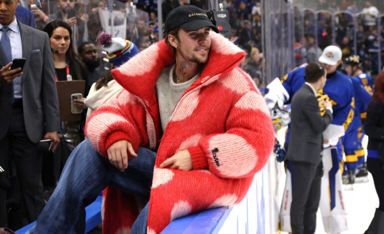 Bieber Ditches Met Gala to Cheer Courtside at NHL Playoff
