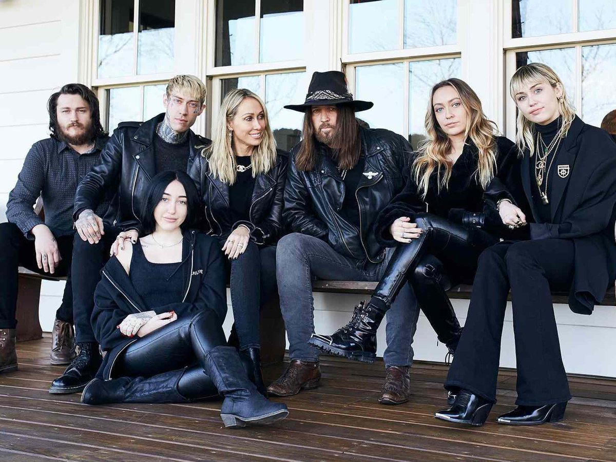Billy Ray’s Mother’s Day Confession: “My Marriage Was Hard” and How Tish Held the Fort