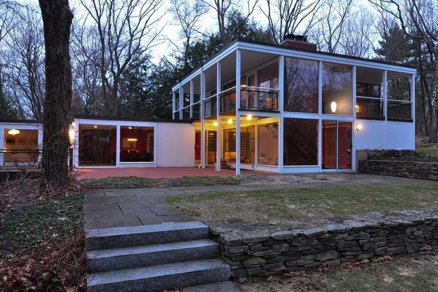 Chris Evans Lists Hollywood Hills Sanctuary for $7.995M: Blueprint for Growth