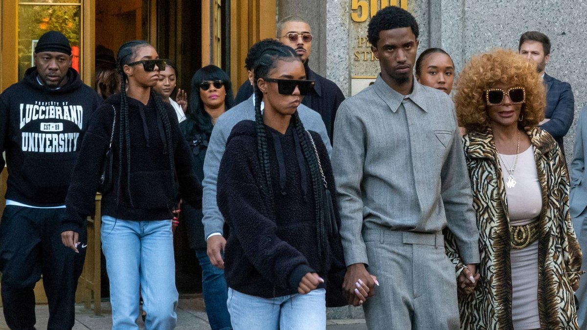 Family United: Diddy’s Kids Arrive Hand-in-Hand at NYC Court