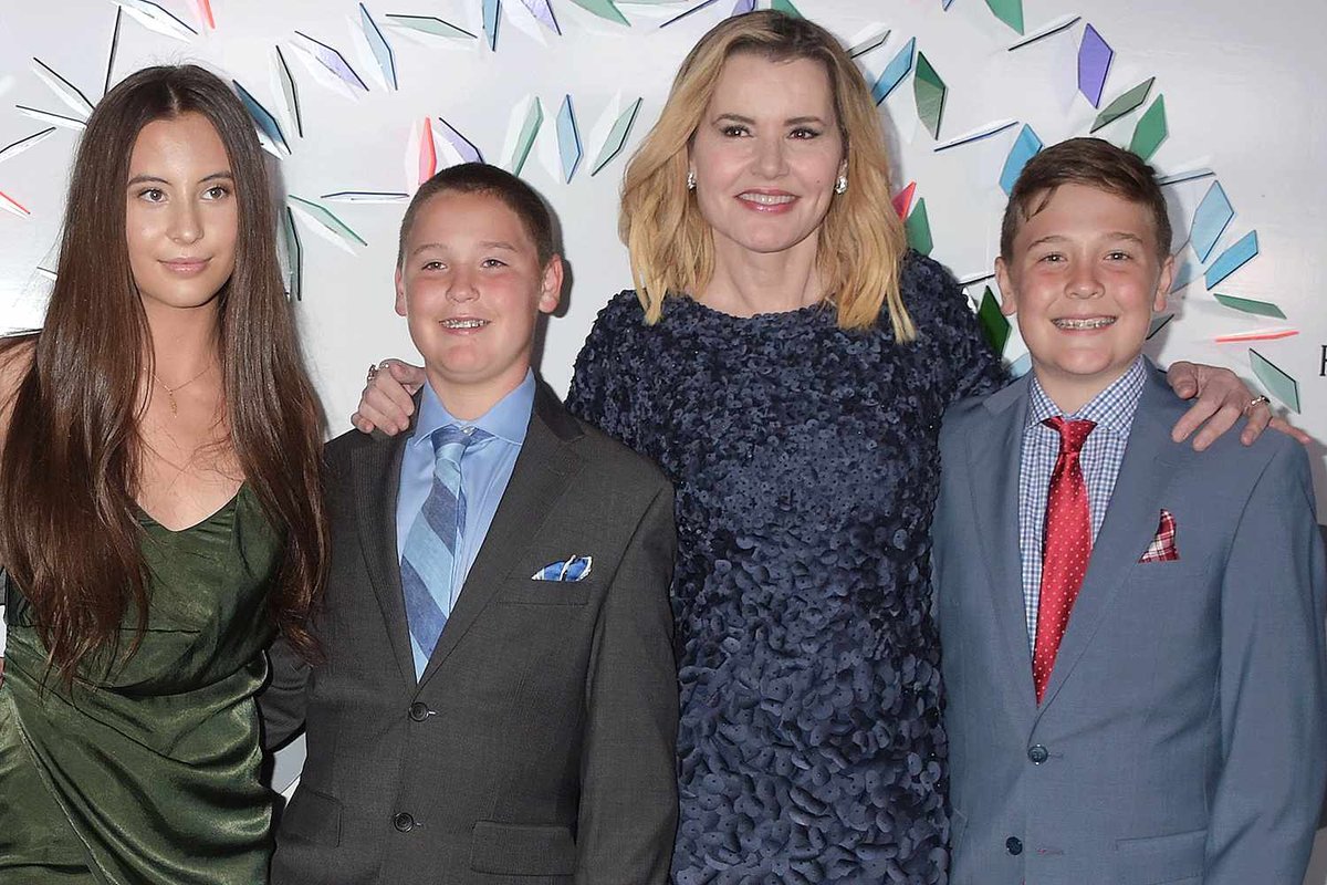 Geena Davis Claps Back at Oscars Dress Critics: A Lesson in Resilience