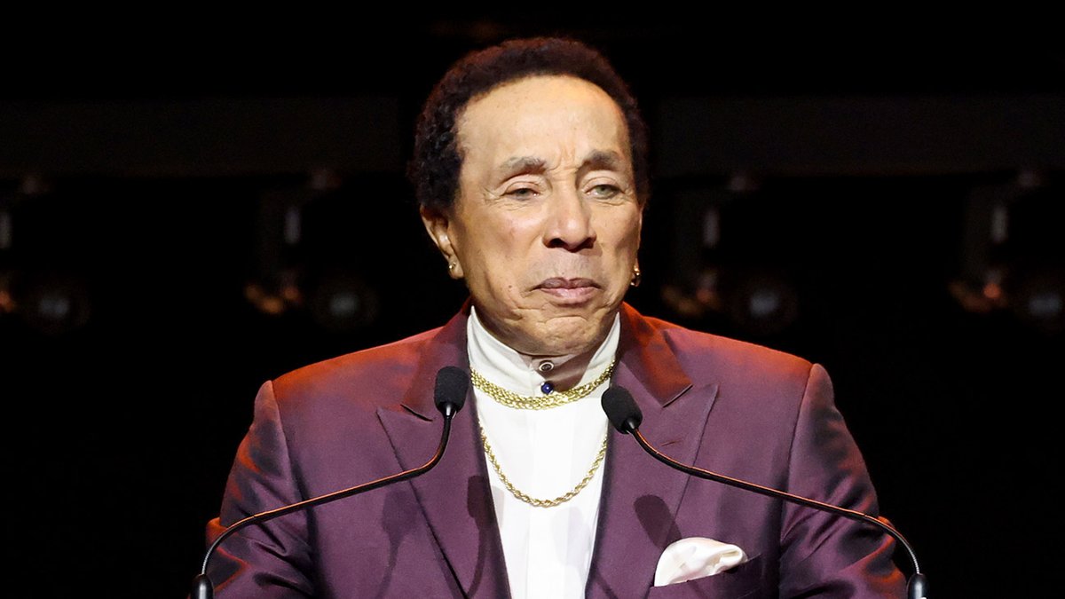 Inside the LA Sheriff’s Sexual Assault Probe into Smokey Robinson