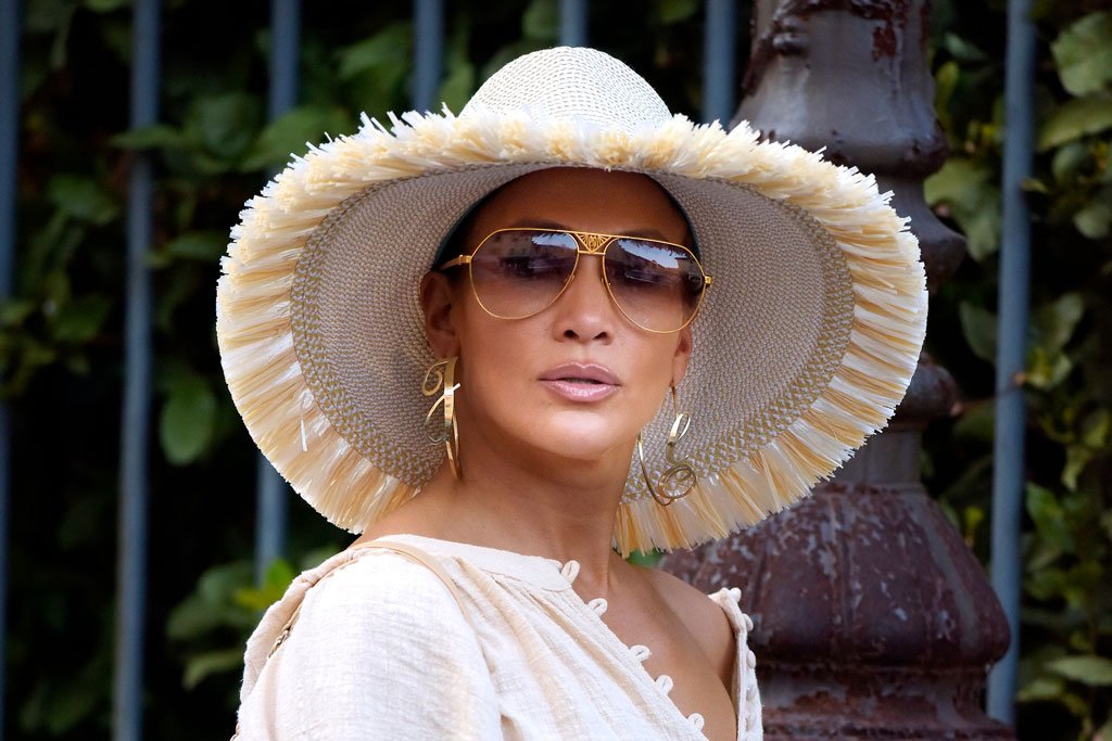 Jennifer Lopez’s $1,000 Dior Straw Hat Sparks Fashion Despair