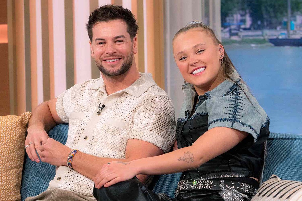JoJo Siwa and Chris Hughes Turn Up the Heat with PDA in London