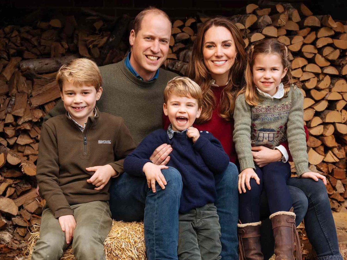Kate Middleton and Prince William Delight Fans with New Rescue Puppies