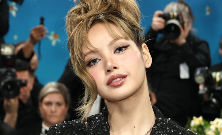 Lisa’s Rosa Parks Underwear Sparks Met Gala Debate