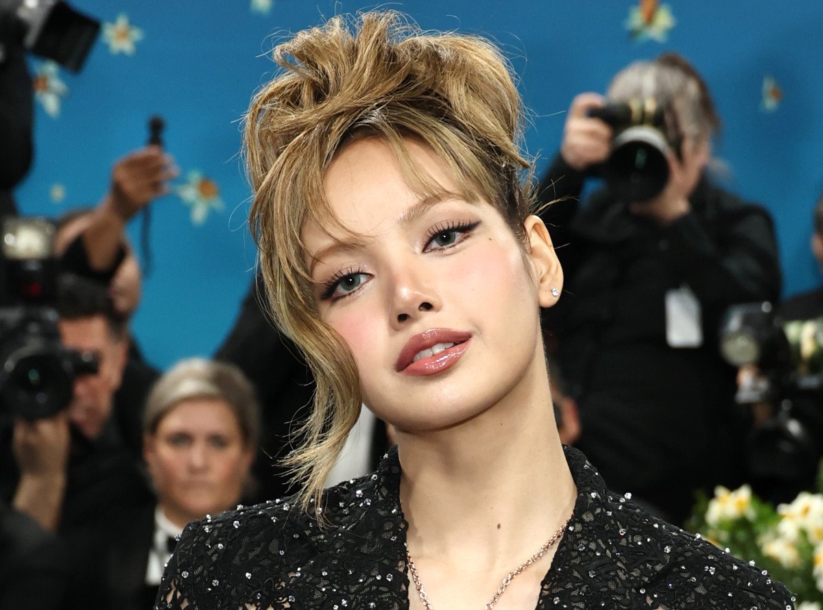 Lisa’s Rosa Parks Underwear Sparks Met Gala Debate