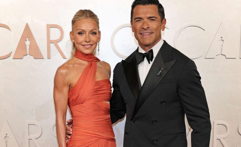 Mark Consuelos Teases Splitting from Kelly Ripa—Jokes He’d Find a College Girlfriend