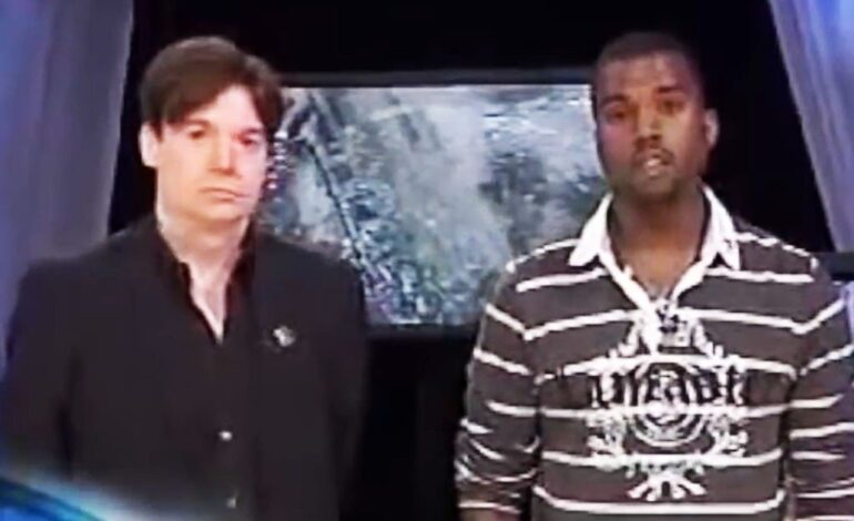 Mike Myers Channels ‘Kanye West’ in SNL’s 20-Year Reunion Sketch