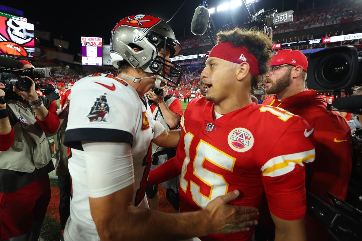 Partying Like Pros: Mahomes, Brady, and Jelly Roll Take Miami