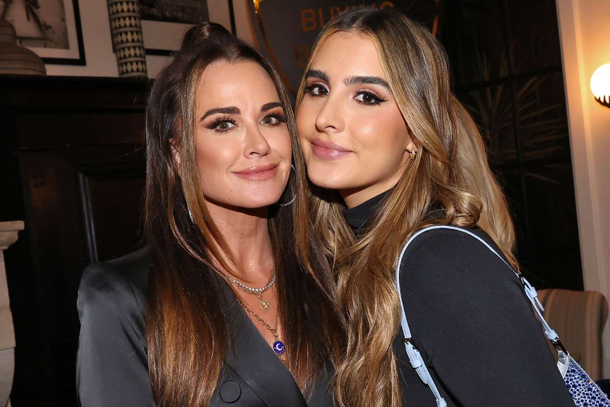 Sophia Umansky’s Hair Loss Revelation: Weight-Loss Drug Drama Unfolds