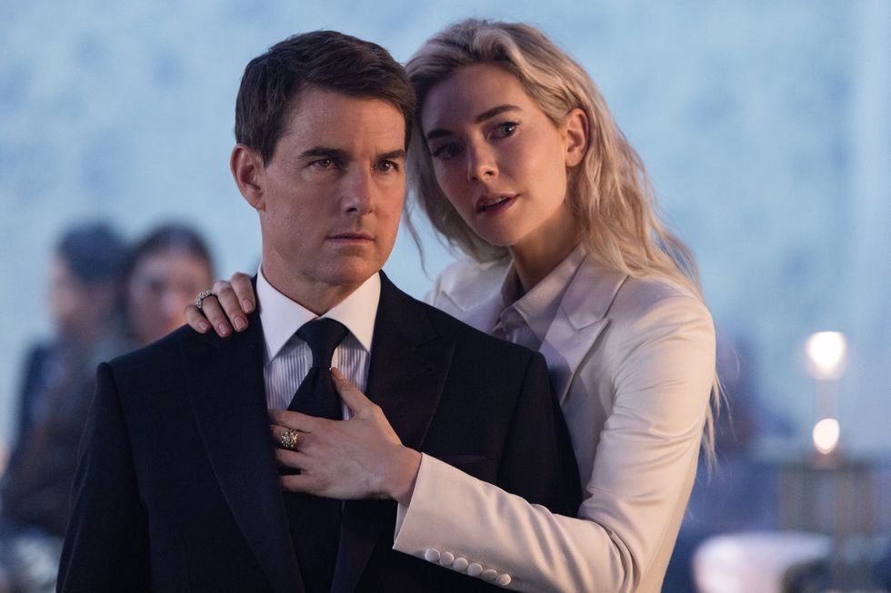 Tom Cruise’s Ageless Face: Nature’s Gift or Expert Touch?