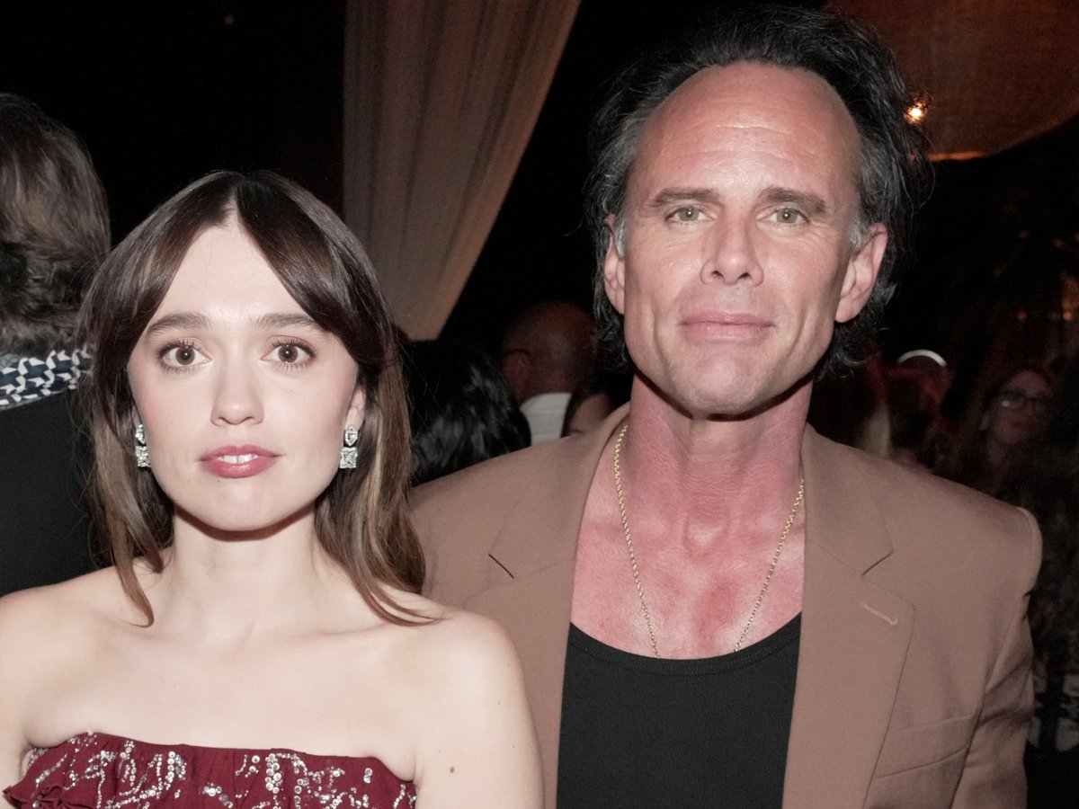 Walton Goggins & Aimee Lou Wood Bury White Lotus Feud Before SNL Debut