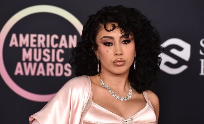 Why Kali Uchis’ 2025 ‘Sincerely’ Tour Will Cost You More Than You Think