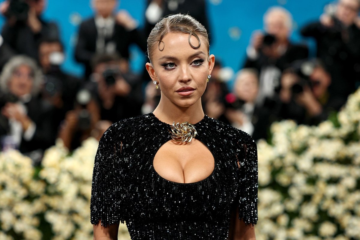 Why Sydney Sweeney Is Selling Her Bathwater: A No-BS Look