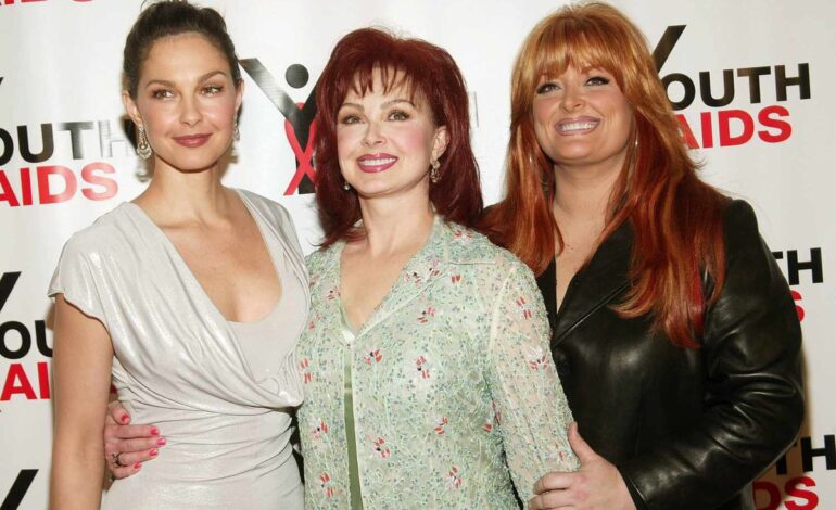 Wynonna Judd Candidly Addresses Distance From Sister Ashley and Hopes for Closer Bond