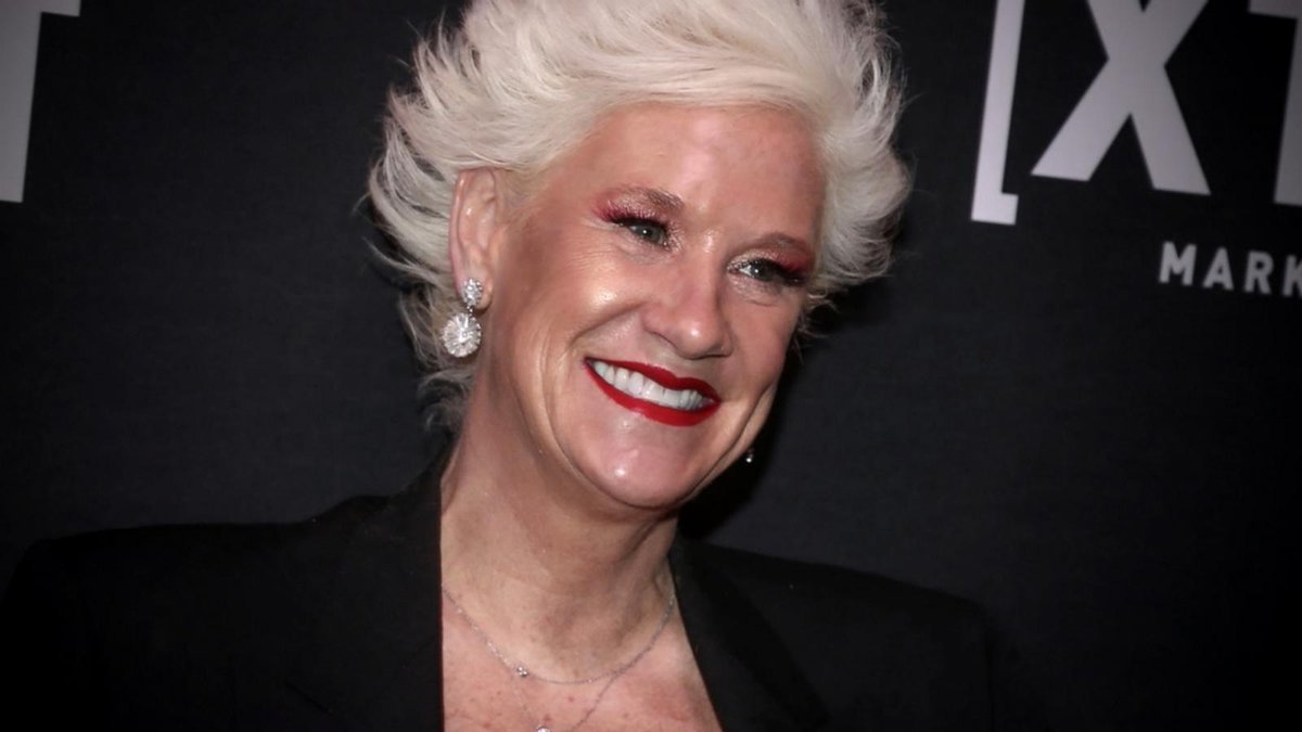 Anne Burrell Crushes Death Hoax, Prepares TV Comeback