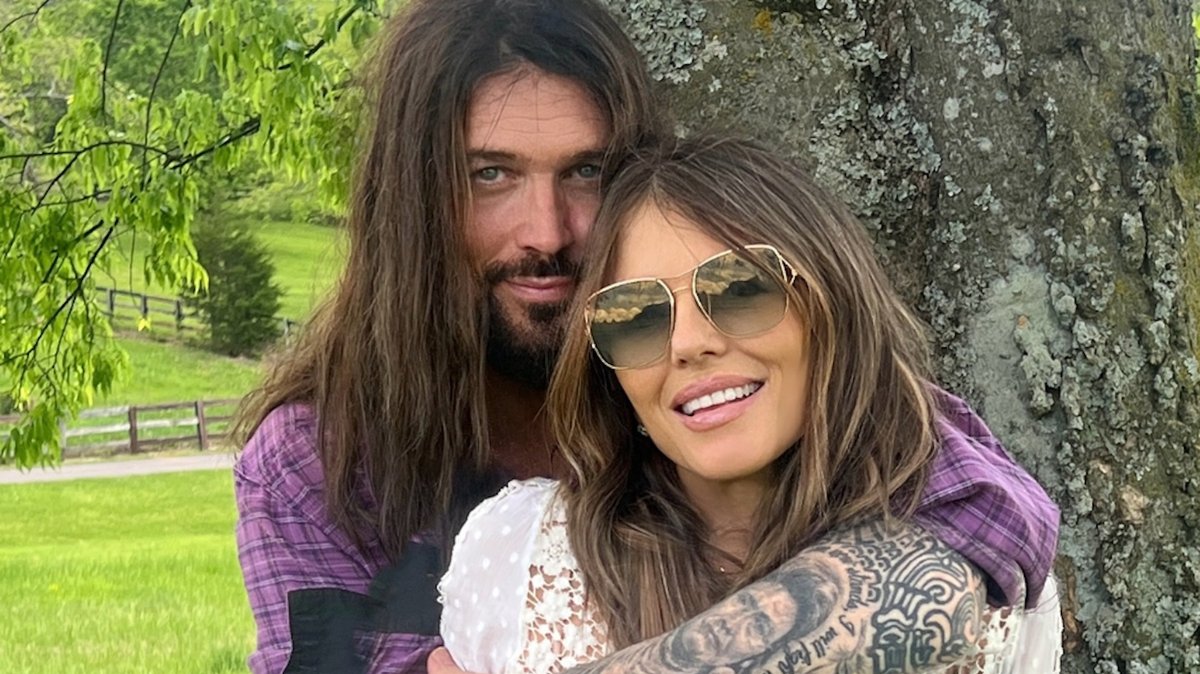 Damian Hurley’s Poetic Father’s Day Ode to Billy Ray Cyrus