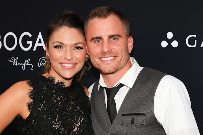 DeAnna Pappas’s Flight Attendant Pay Under the Microscope in Divorce Dispute
