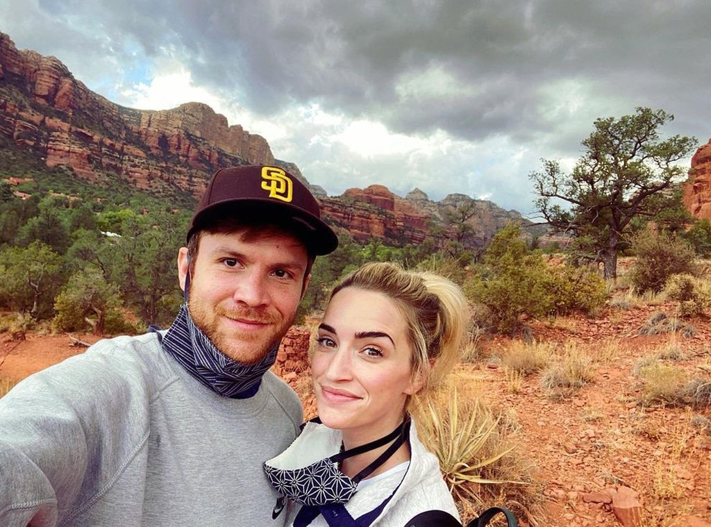 Ginny & Georgia Stars’ Off-Screen Romances Uncovered: From Premiere PDA to Private Partnerships