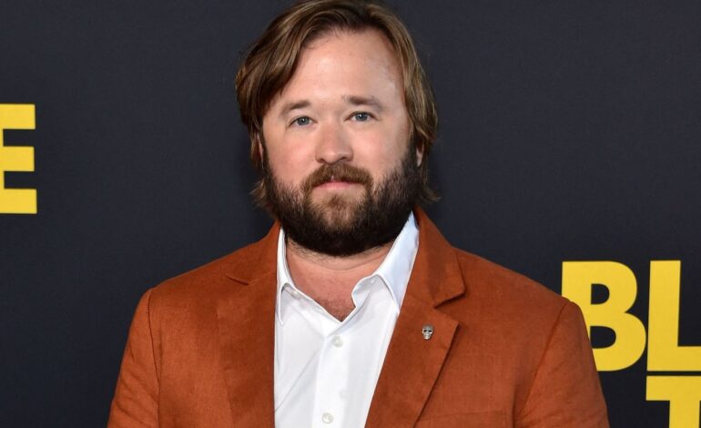 Haley Joel Osment’s Sobering Script: 3 Weekly AA Meetings