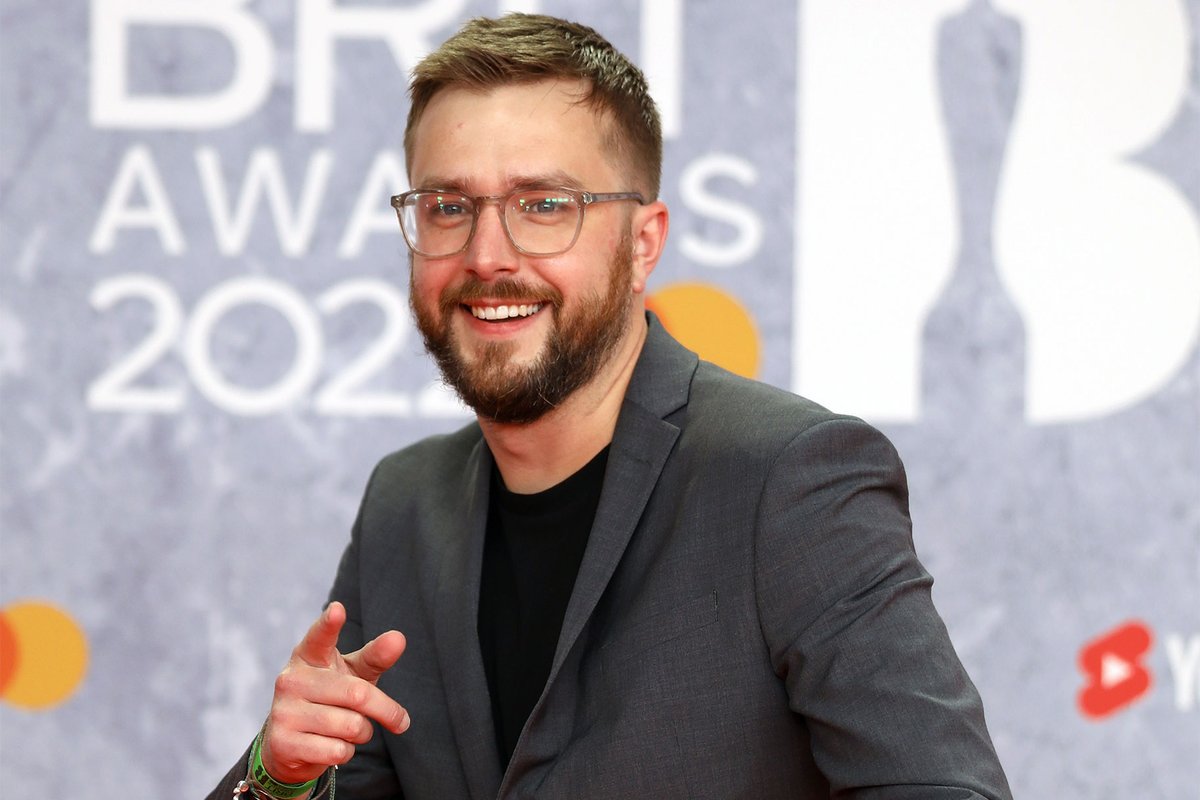 Iain Stirling’s 14-Hour Grind: Mastering Love Island Voiceovers