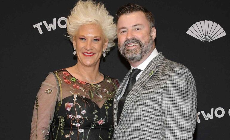 Inside Anne Burrell’s Married Life: All About Her Husband Stuart Claxton