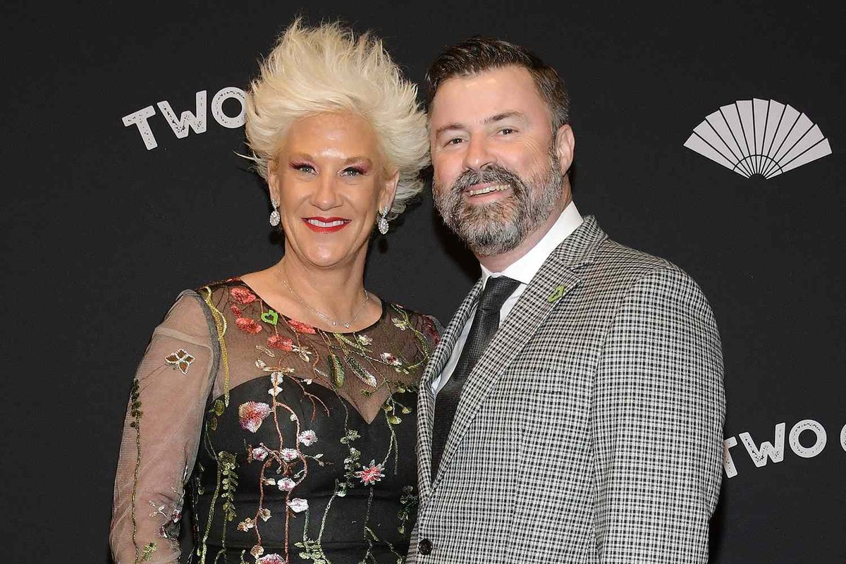 Inside Anne Burrell’s Married Life: All About Her Husband Stuart Claxton