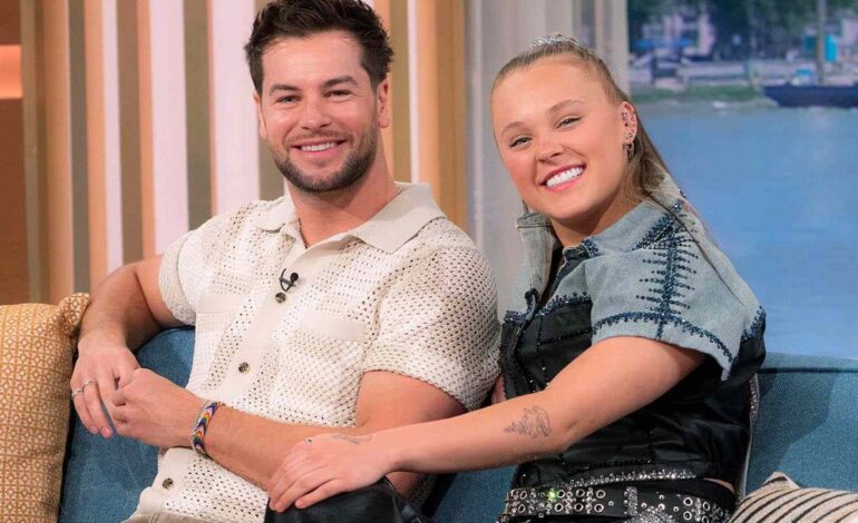 Inside JoJo Siwa and Chris Hughes’ Adorable Bedtime Cuddle
