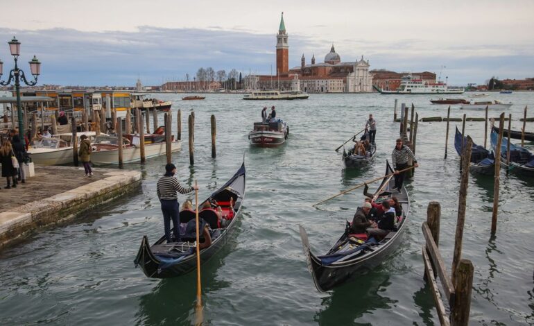 Jeff Bezos and Lauren Sanchez Tie the Knot at Venice’s Fondazione Giorgio Cini