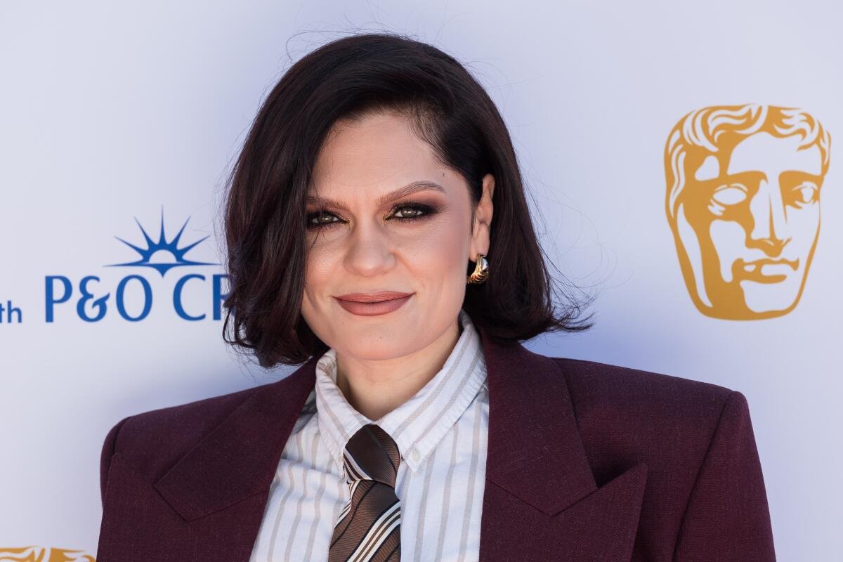 Jessie J Shares Emotional Family Moments After Breast Cancer Surgery