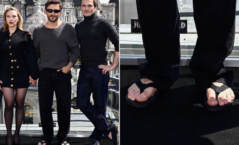 Jonathan Bailey’s Flip-Flops Spark Jurassic World Red Carpet Feud