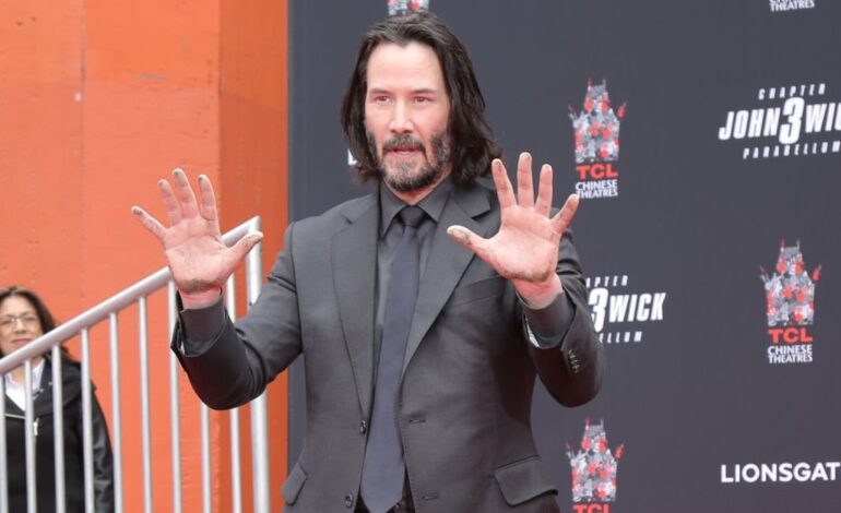 Keanu Reeves Steals the Show Hand-in-Hand with Alexandra Grant at ‘Ballerina’ Premiere